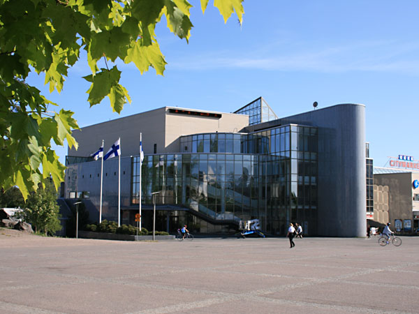 Hyvink&auml;&auml;sali
